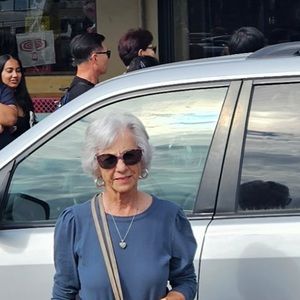 Meet your Posher, Bev